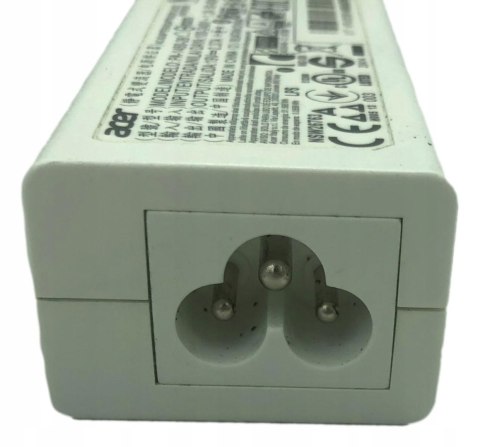 ORYG. ZASILACZ ACER 45W 19V - 2.37A 3.0/1.1 ORYG. ZASILACZ ACER 45W 19V - 2.37A 3.0/1.1