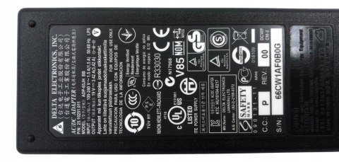 ORYG. ZASILACZ DELTA 65W 19V - 3.42A 5.5/2.5 ORYG. ZASILACZ DELTA 65W 19V - 3.42A 5.5/2.5