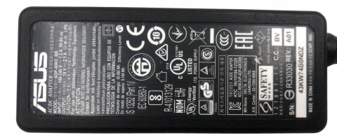 ORYG. ZASILACZ ASUS 40W 19V - 2.1A 4.0/1.35 ORYG. ZASILACZ ASUS 40W 19V - 2.1A 4.0/1.35