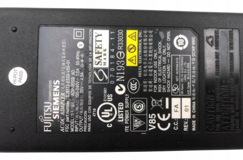 ORYG. ZASILACZ FUJITSU 90W 20V - 4.5A 5.5/2.5 ORYG. ZASILACZ FUJITSU 90W 20V - 4.5A 5.5/2.5