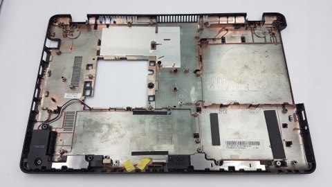 OBUDOWA DOLNA ASUS X542U OBUDOWA DOLNA ASUS X542U